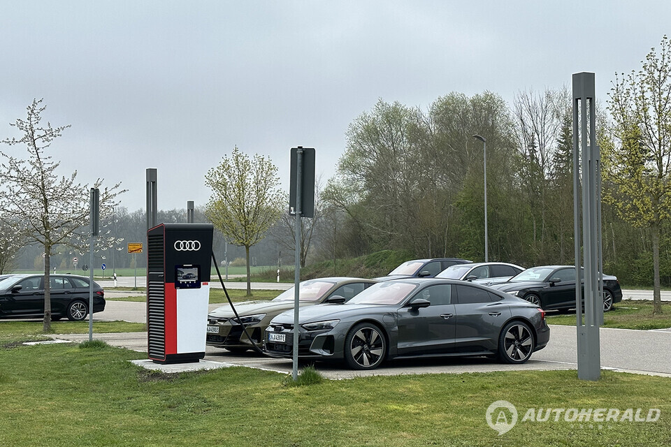 아우디 RS e-트론 GT