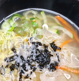 백반기행잔치국수