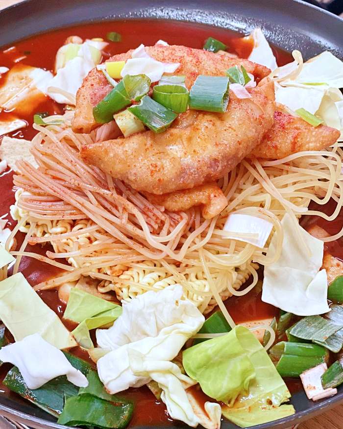 놀면뭐하니 중랑구 중랑역 50년 노포 즉석 떡볶이 맛집