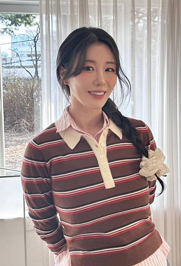 가수-나비