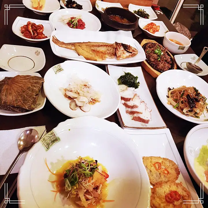 연잎밥 간장게장 한우 석쇠구이 물회 음식 한정식 효도밥상 경주 불국사 맛집 추천
