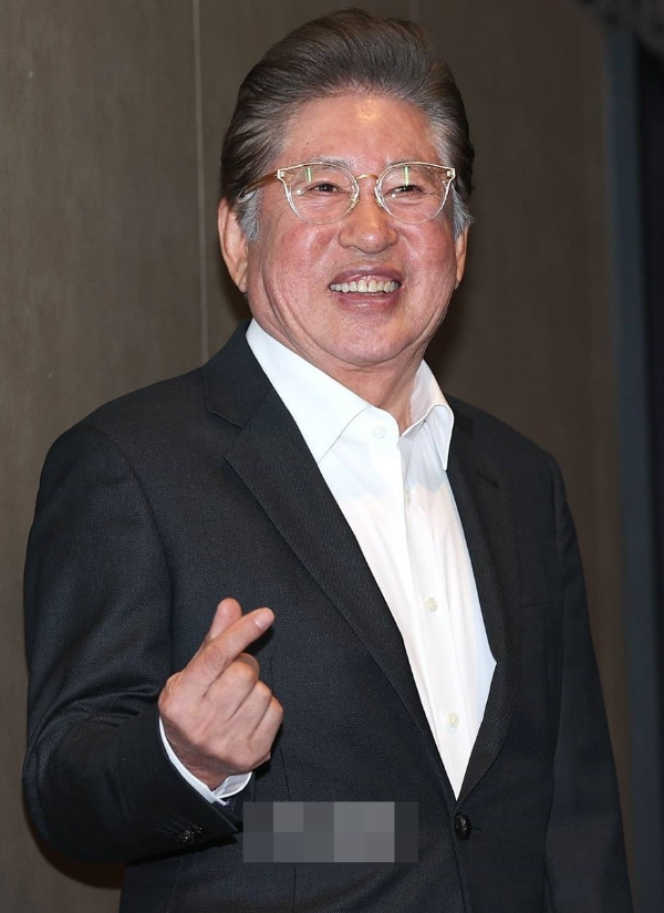 배우 김용건