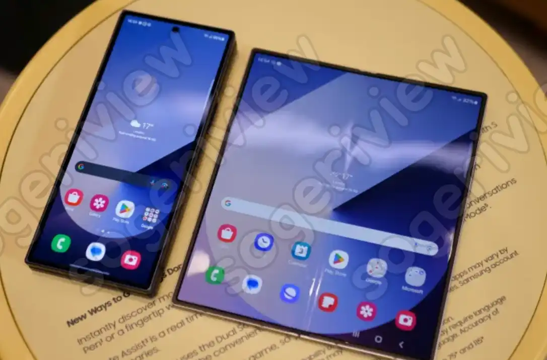 삼성 갤럭시 Z 폴드 6의 개방 및 닫힌 상태의 화면