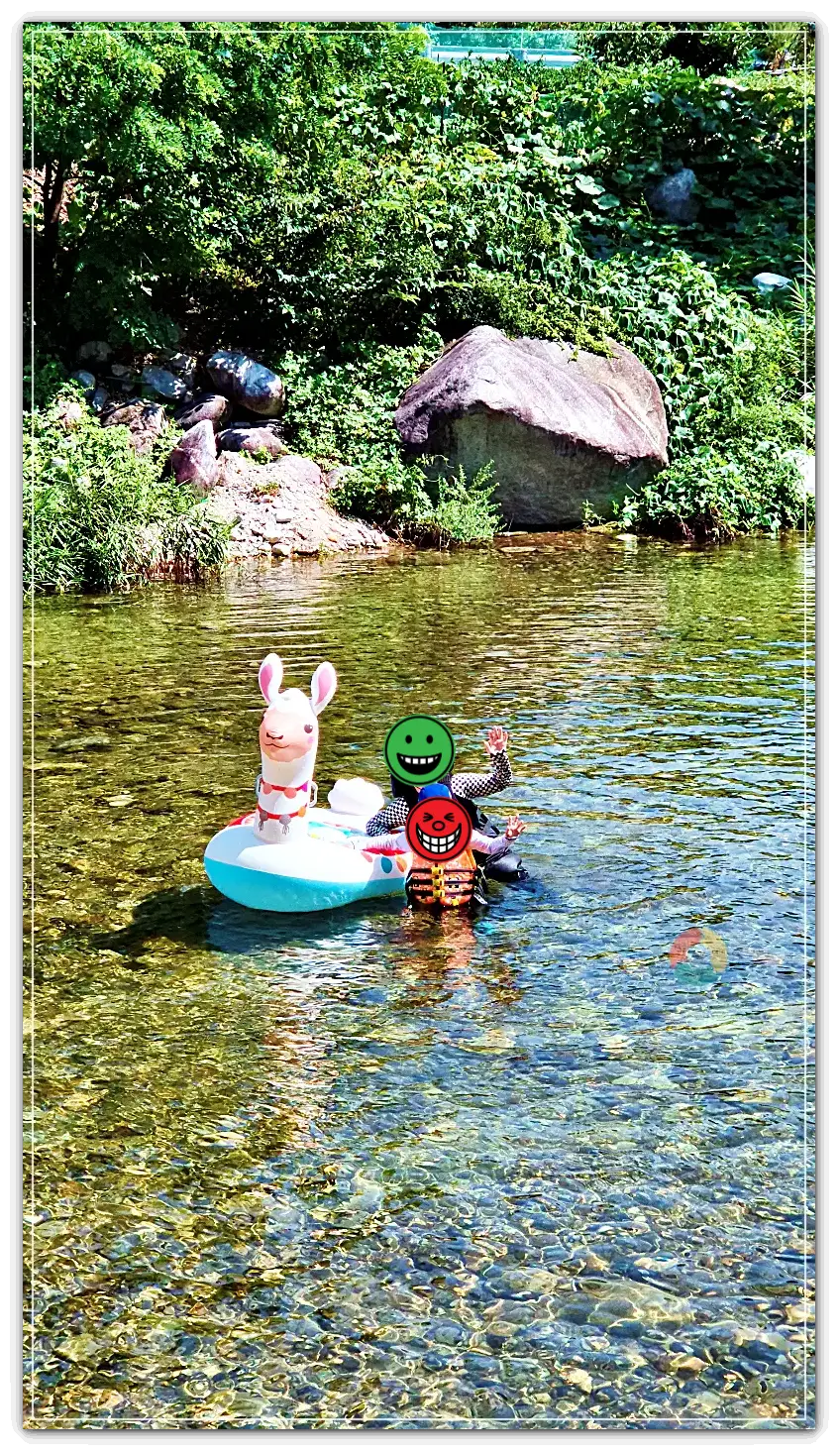 장천계곡_라마튜브-손흔드는-아이들