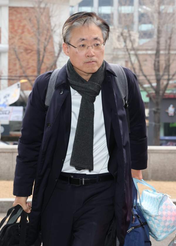 김형두 헌법재판관 윤석열 대통령 변론 재판