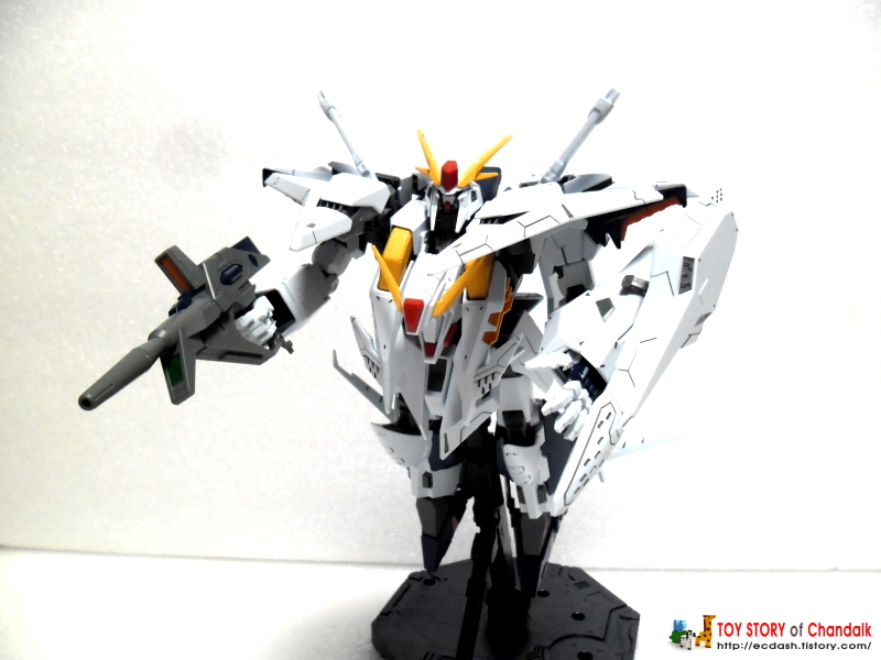 [반다이] BANDAI - HGUC / RX-105 XI GUNDAM MINOVSKY FLIGHT SYSTEM MOBILE SUIT / 크시 건담 / &Xi;ガンダム
