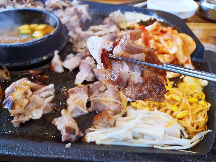 김포 마산동 맛집 추천 생방송투데이 단돈 3,900원 국내산 한돈 냉삼 대패 삼겹살 오늘방송 맛있고 싸다고