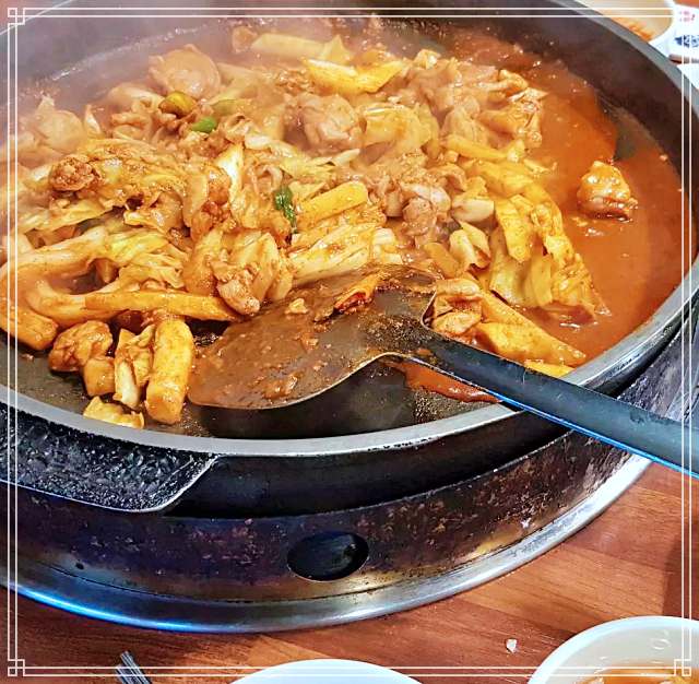 생생정보 마당 경북 경주 철판 닭갈비 맛집