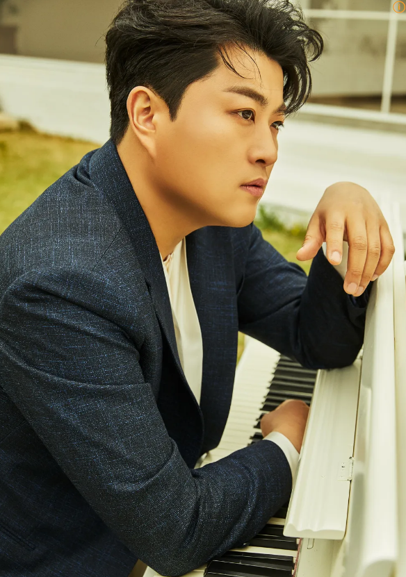 검찰, '음주 뺑소니' 혐의 김호중에 징역 3년 6개월 구형