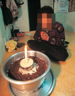 기도중인 어르신