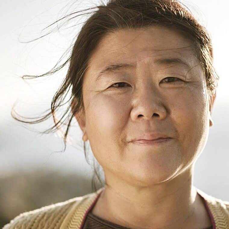 배우-이정은