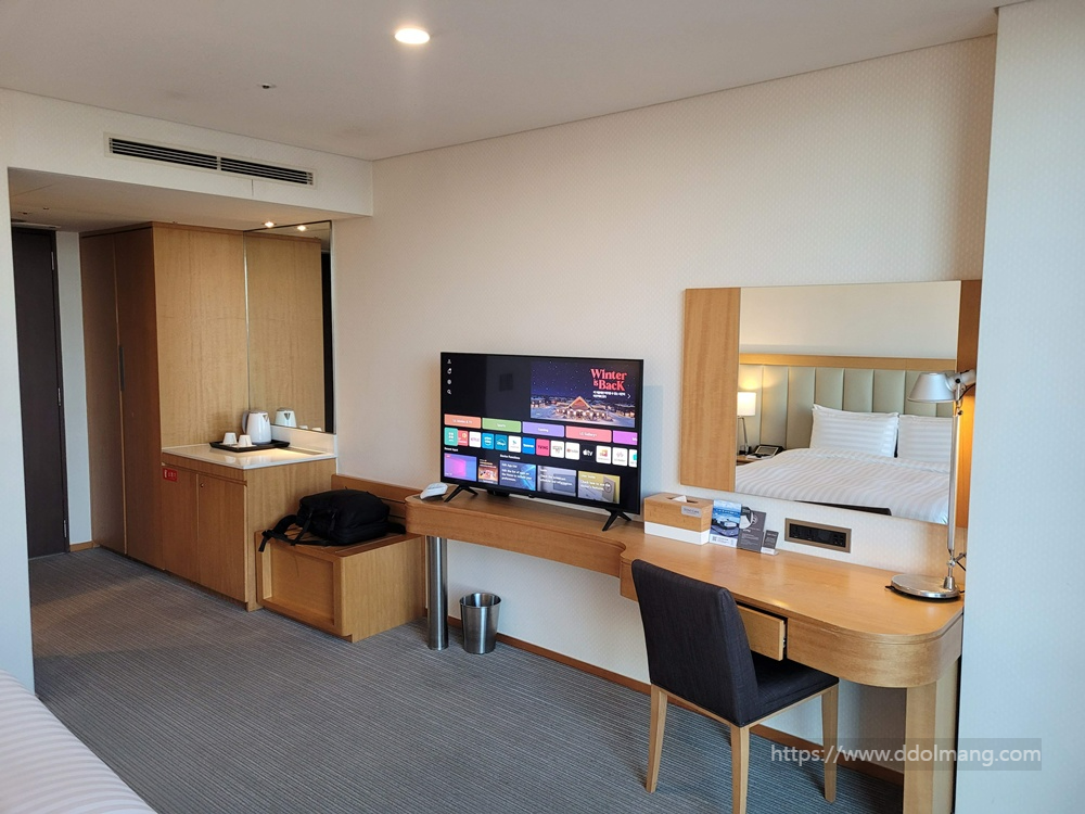 객실의 업무 공간