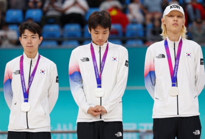 롤러 3000 남자계주 은메달