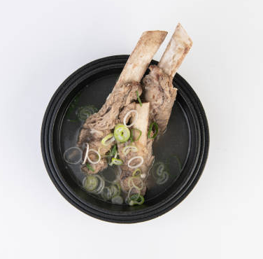 바쿠테 저녁밥상 차리기 – 이국적인 향신료가 식탁 위로