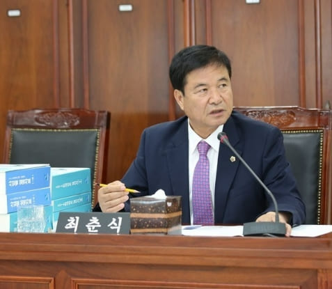 "선관위, 재검표 등 부정선거 소송 처리 그냥 뭉갰다" 최춘식 의원...선관위=대법원?