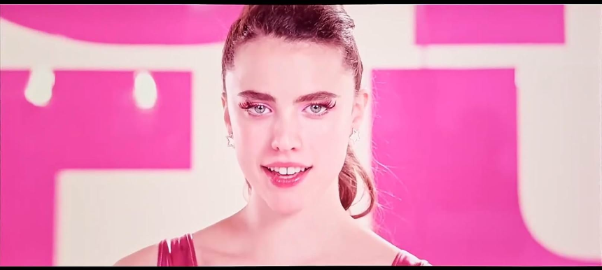 영화 '서브스턴스(The Substance)' 관람평 - 현대 사회의 외모 지상주의와 젊음에 대한 집착 풍자