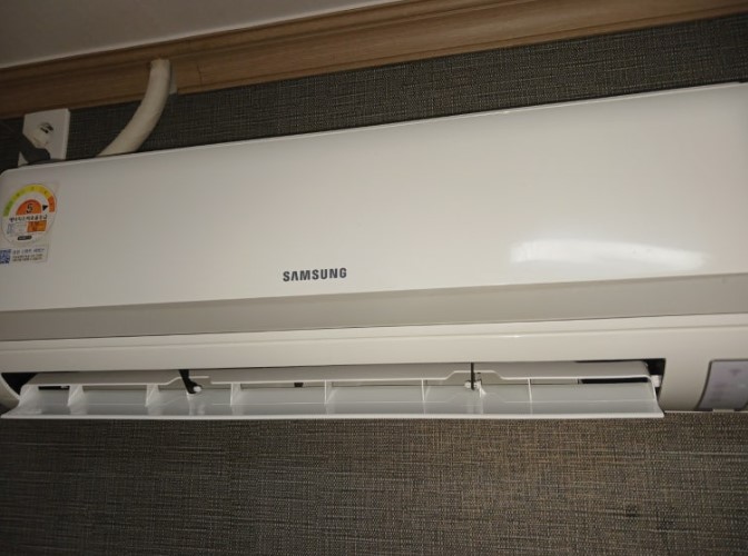 벽걸이 에어컨 관련 사진