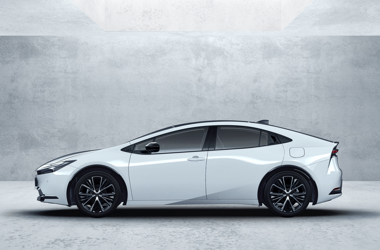 토요타 프리우스 5세대