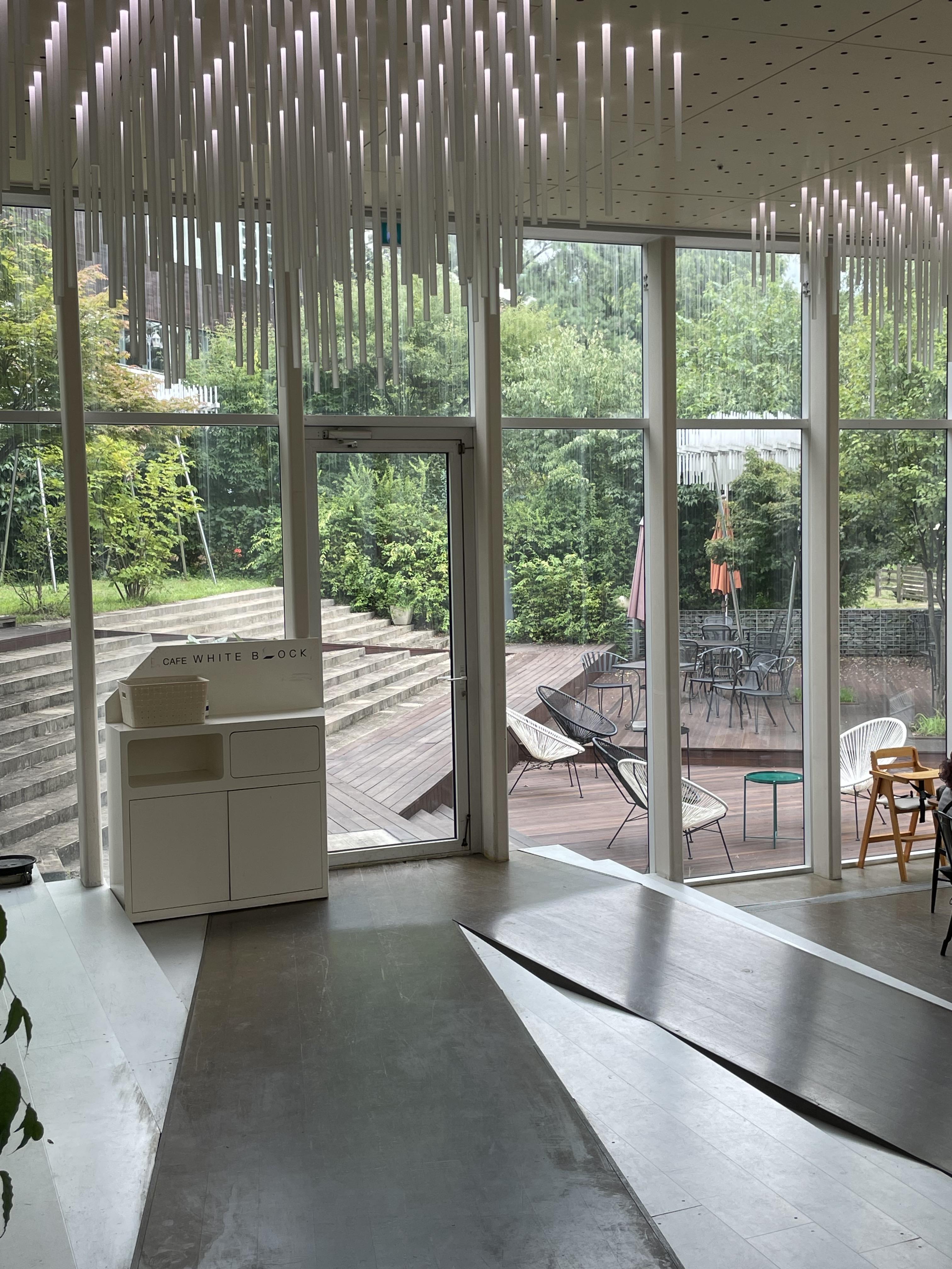 헤이리 대형카페 화이트블럭