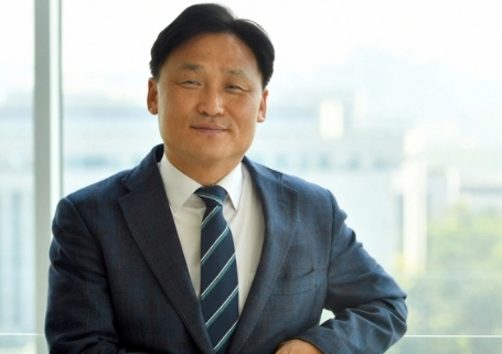 김영진 의원 프로필 나이 고향 학력 재산 페이스북