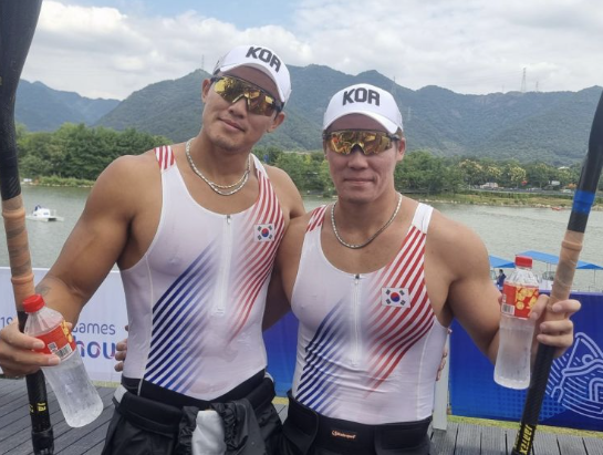 카약 남자 4인승 500m 은메달