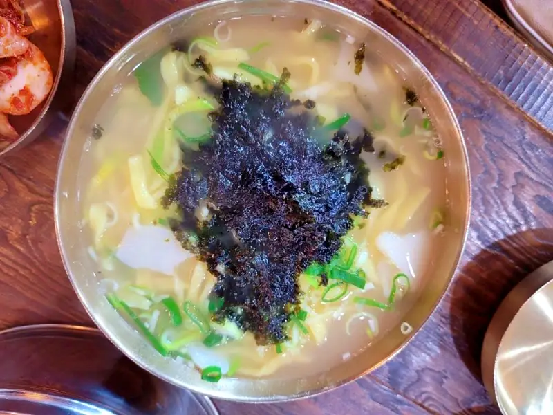 만두 전골, 골방 칼국수, 서리태 콩국수 맛있는 곳 추천
