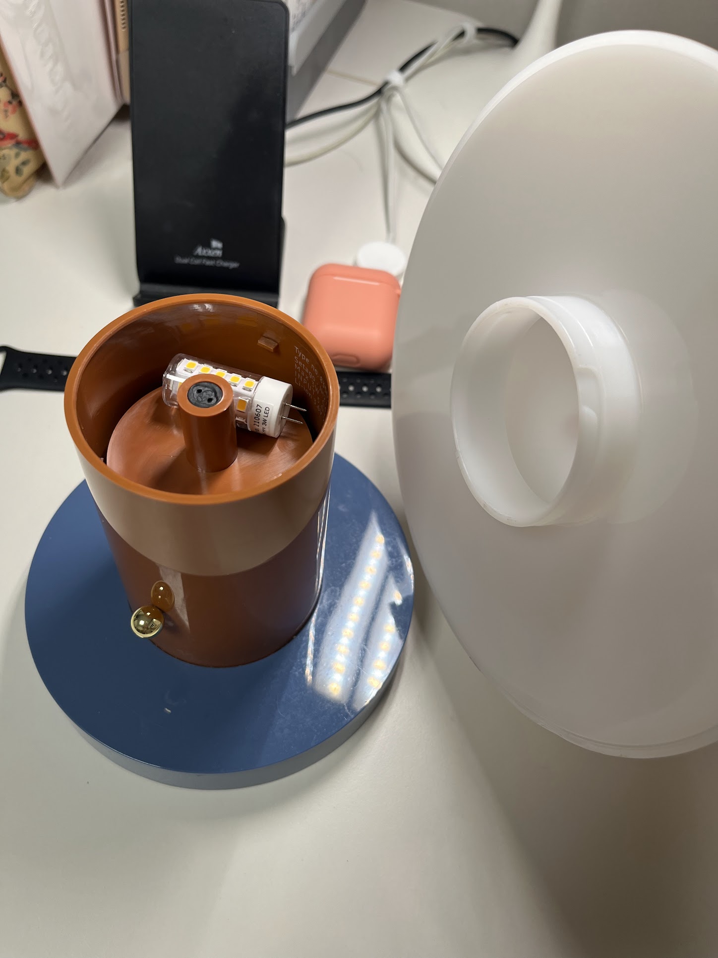 조명-뚜껑-열기