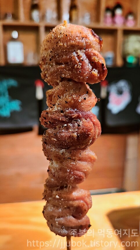 야키토리-하루-닭목살-꼬치