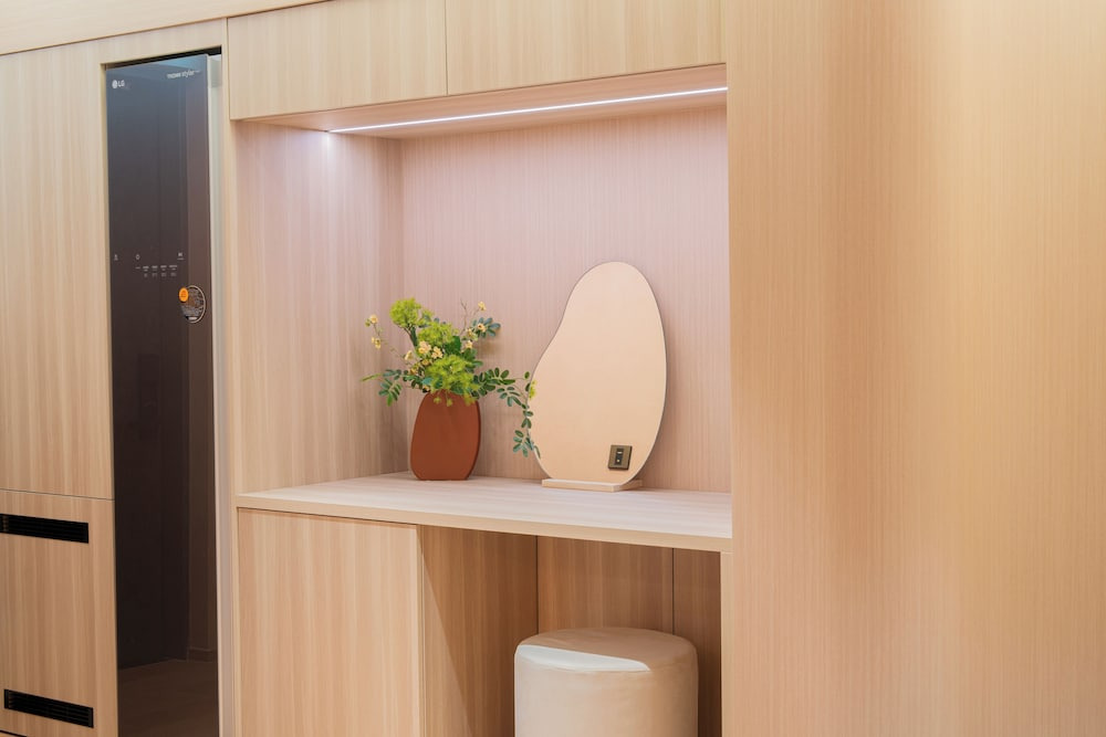 잠실 오로시에 관광호텔 특가! 신상 부티크 호텔 완전정복 (루프탑수영장+사운드바+스마트시스템 총정리)