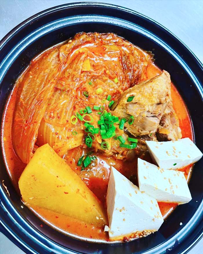 놀라운토요일 놀토 김치찜 부천 중동 사랑 시장 정혁 황민현 더보이즈 주연 추천 맛집