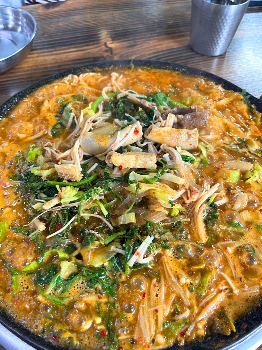 갑을식당 곱창전골 모습