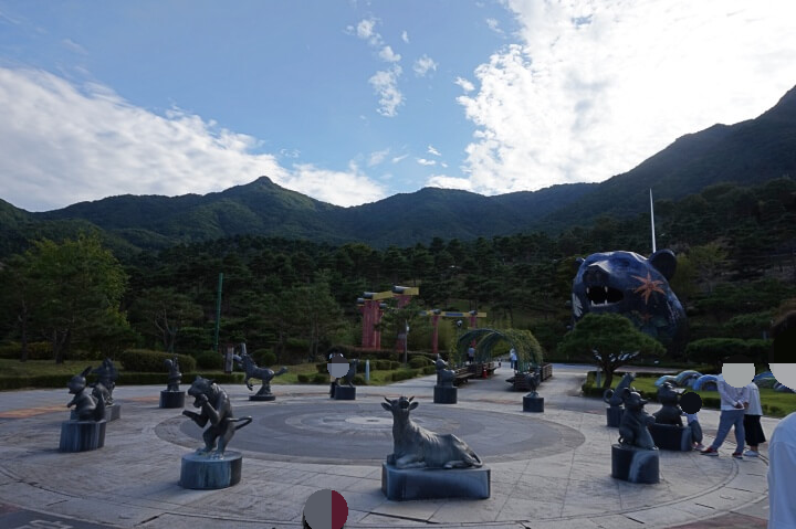 가동이-멈춘-12지신상-바닥분수-사진