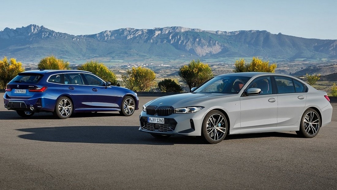 BMW 3시리즈 7세대 투어링모델과 세단 모델