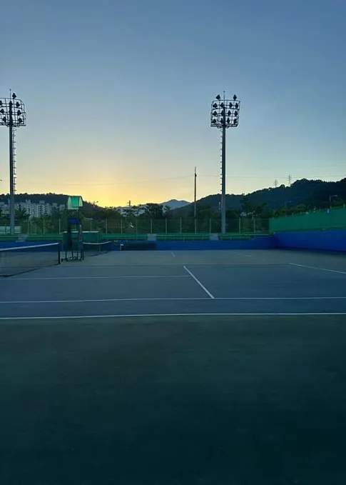 진월국제테니스장