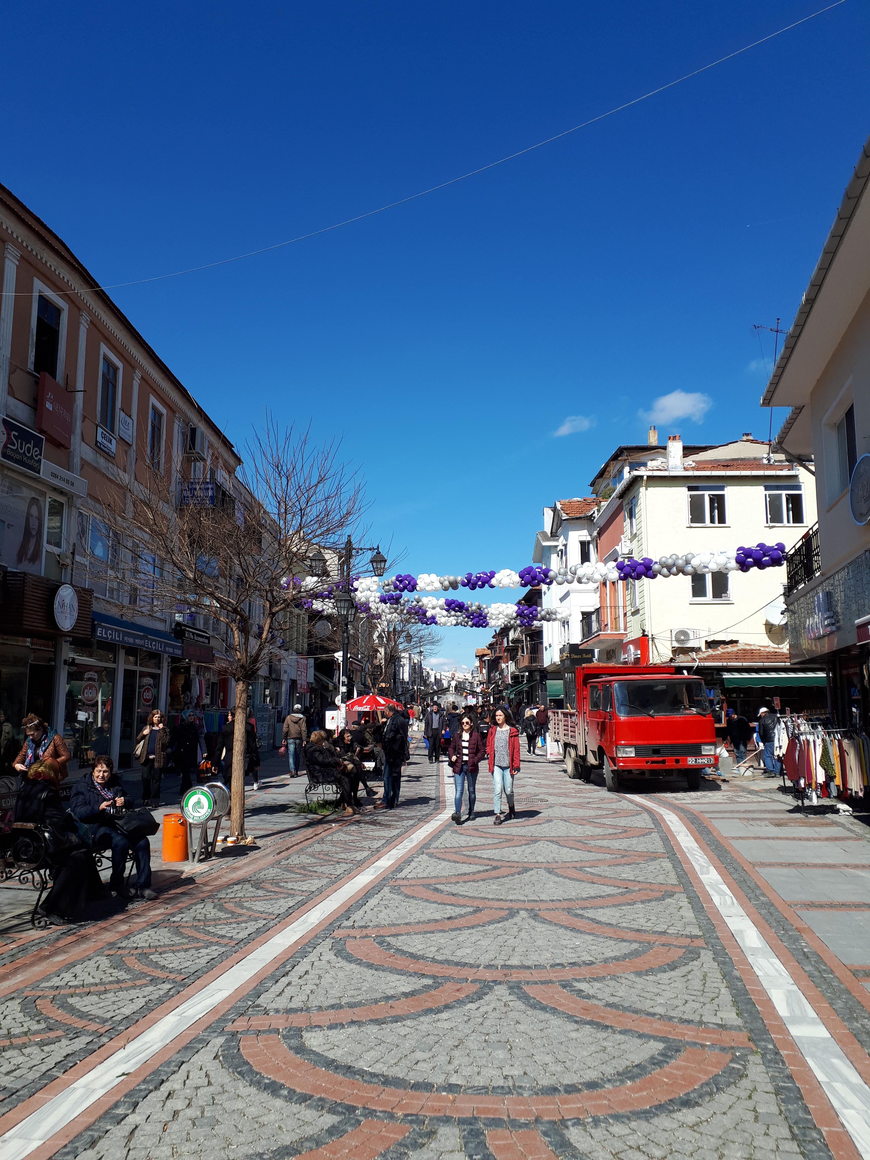 튀르키예 에디른 그랜드 바자르 광장