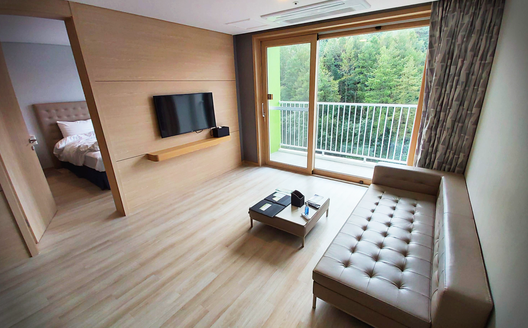 경북 청송군 소노벨 스위트룸 거실