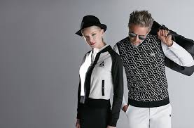 브랜드평판지수는 소비자들의 온라인 습관이 브랜드 소비에 큰 영향을 끼친다는 골프웨어 브랜스 순위것을 찾아내서 브랜드 빅데이터 분석을 통해 만들어진 지표로 브랜드에 대한 긍부정 평가, 미디어 관심도, 소비자의 참여와 소통량, 소셜에서의 대화량으로 측정된다. 골프웨어 브랜드평판지수는 참여지수, 소통지수, 커뮤니티지수로 분석했다.