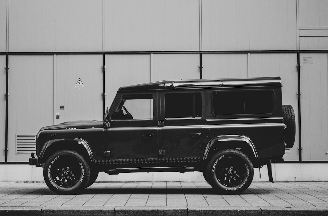 SUV