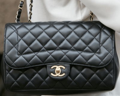 램스킨을 사용해서 제작된 명품 가방 사진