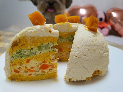 완성된강아지케이크