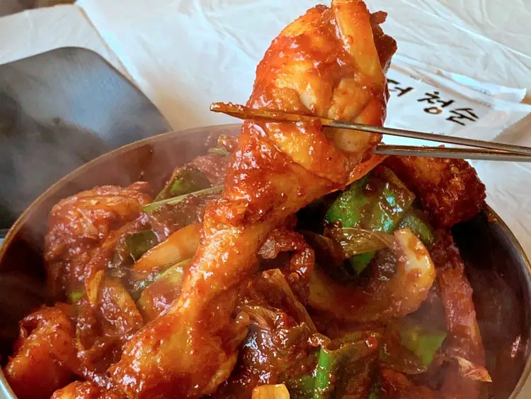 네모세모 닭갈비 맛집 이영자가 선택한 솥뚜껑 닭볶음탕 맛있는 곳