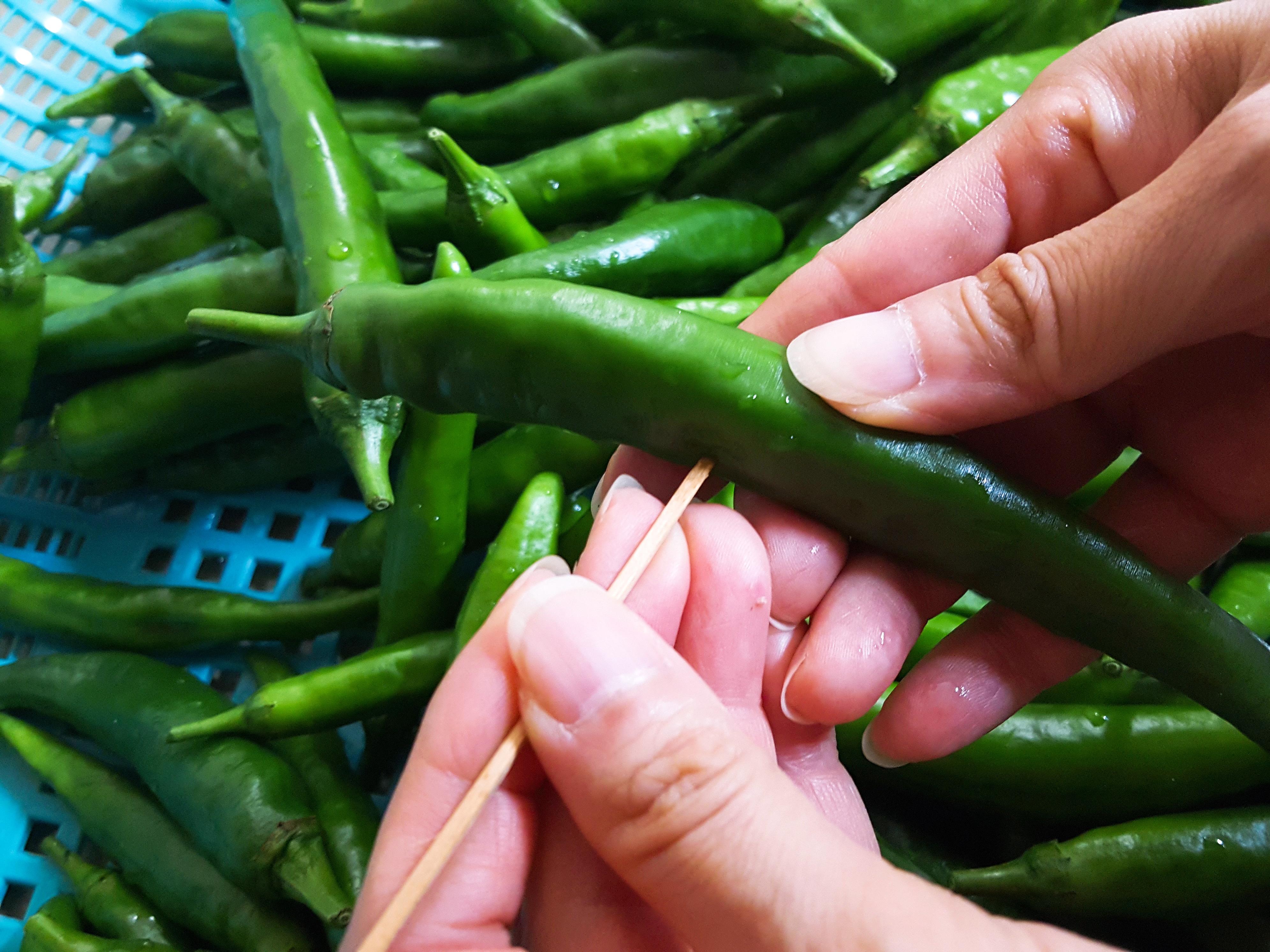 고추장아찌 만드는법, 아삭하고 알싸한 고추장아찌 비법