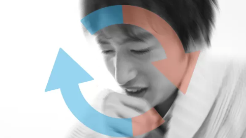 기침하는 남성