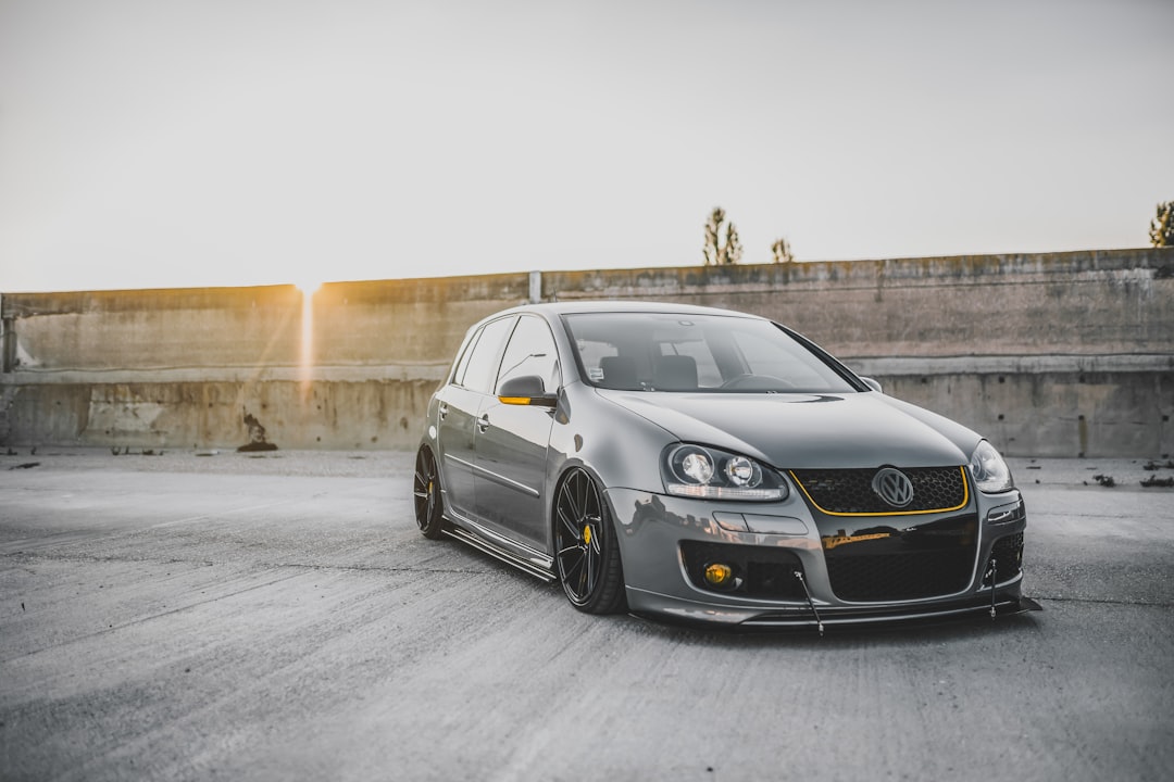 Automobile
