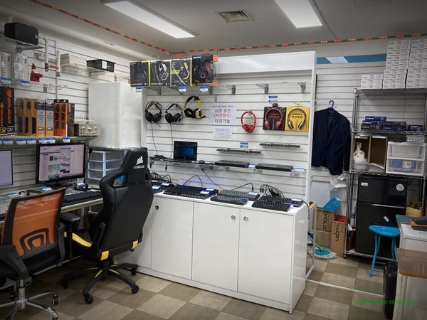 신용산역 지하 리더스키 기계식 키보드 상점 2022년 5월