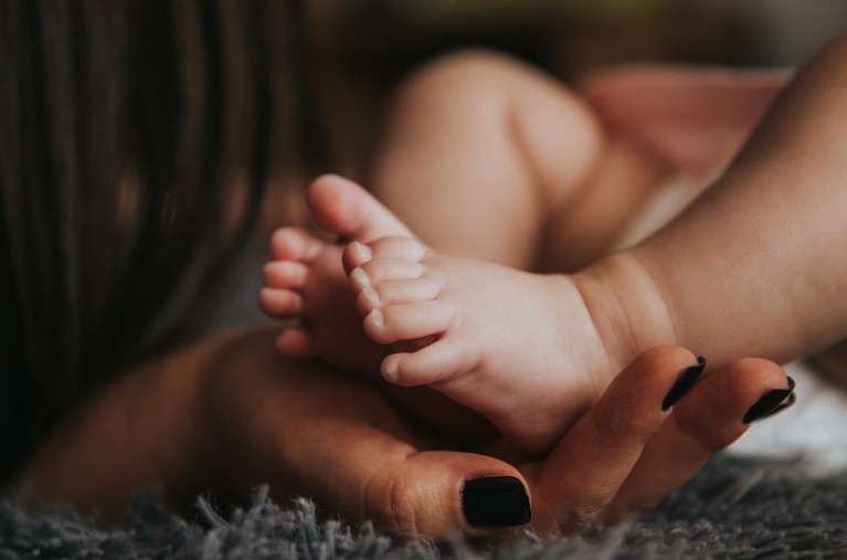 아기 피부 이미지