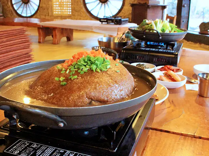 경기 양평 식당 황금 누룽지 닭백숙 간이 쏙 밴 닭볶음탕 맛집 추천