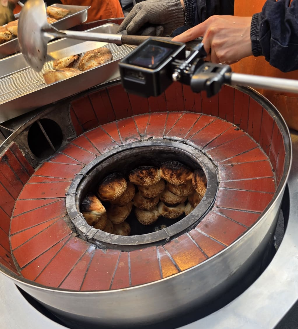 라오허제야시장_후추빵화덕