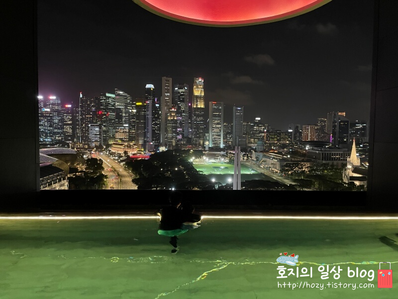 JW메리어트 싱가포르 18층 수영장 시티뷰