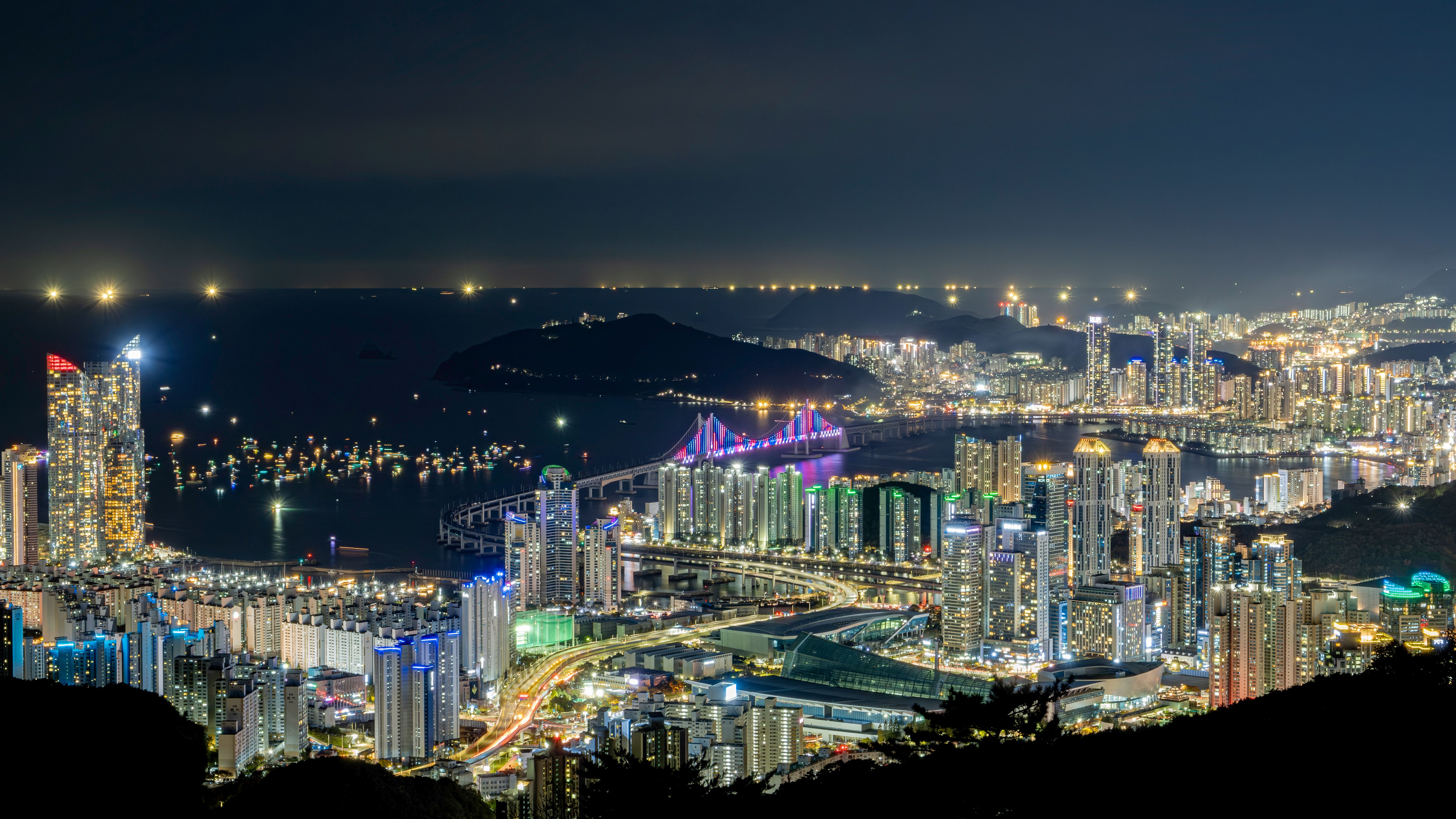 황령산에서 바라본 부산야경 모습